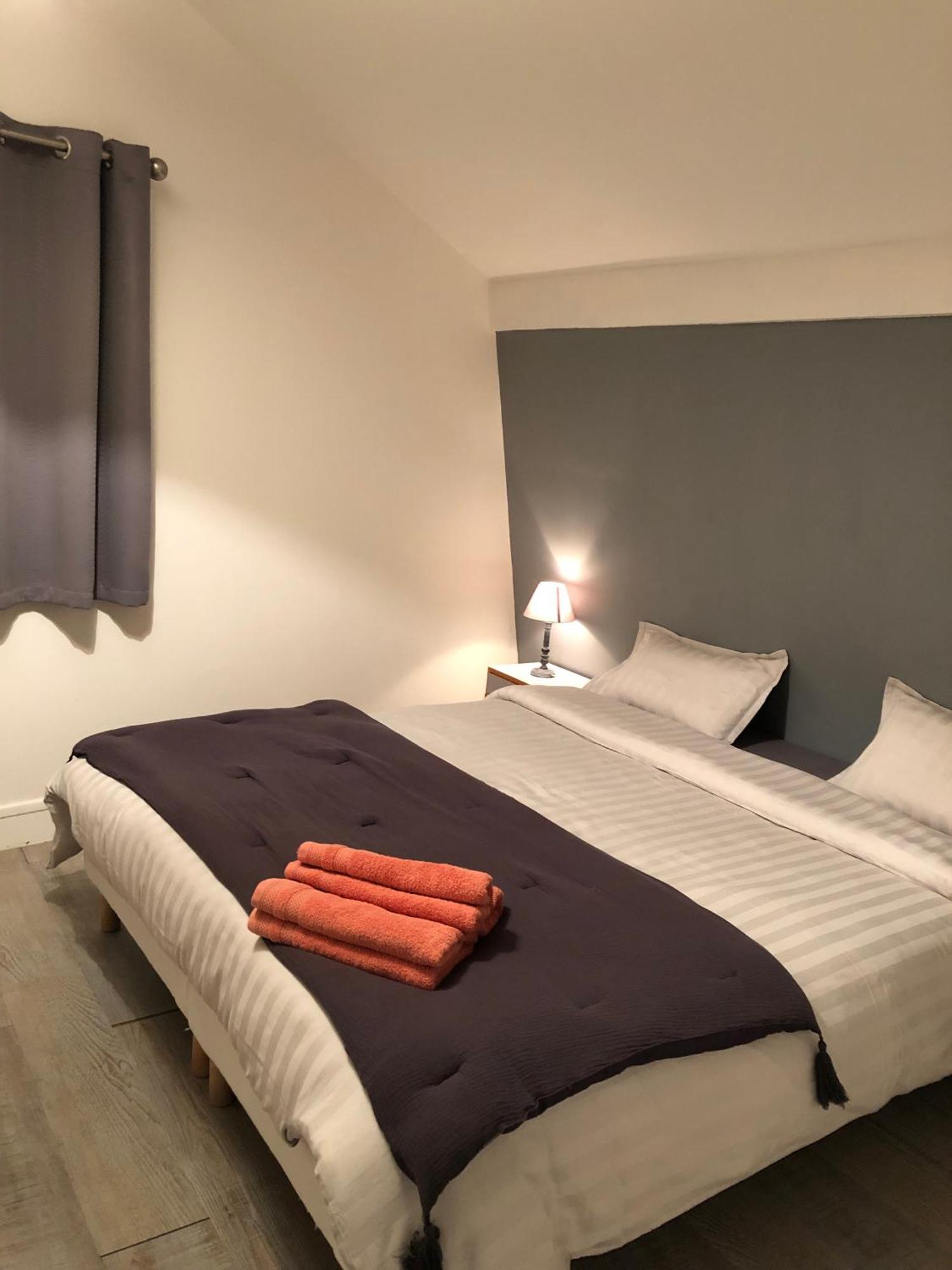 A 30 M Du Coeur De La Rue Des Bains Villa Trouville-sur-Mer Bagian luar foto